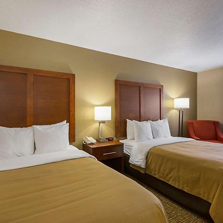 Quality Inn Waverly מראה חיצוני תמונה