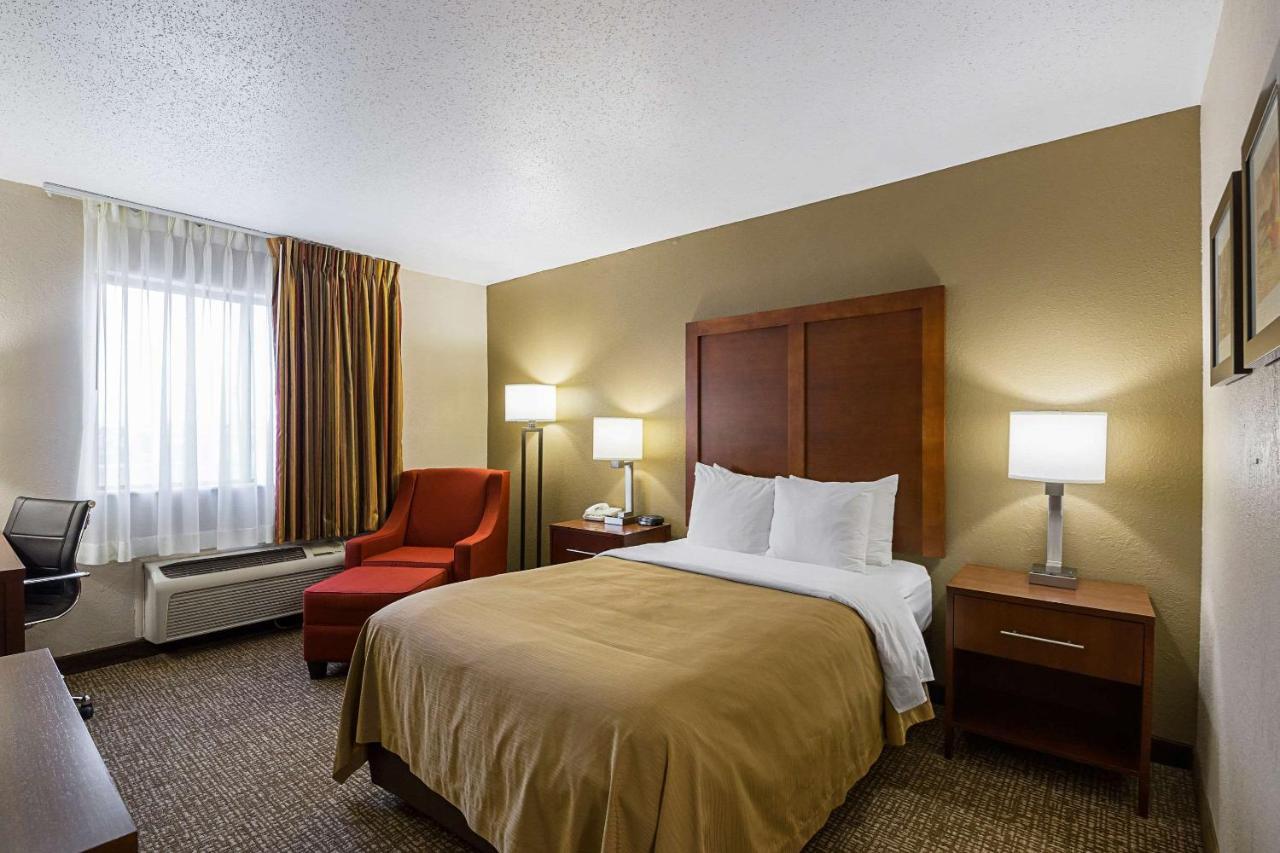 Quality Inn Waverly מראה חיצוני תמונה