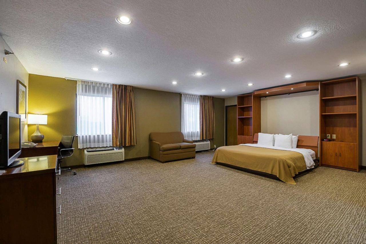Quality Inn Waverly מראה חיצוני תמונה